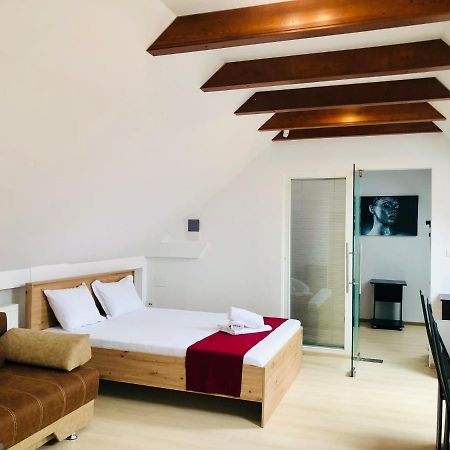 Ultra-Central Modern And Big Apartments In Union Square U41-U44 Timisoara Bagian luar foto