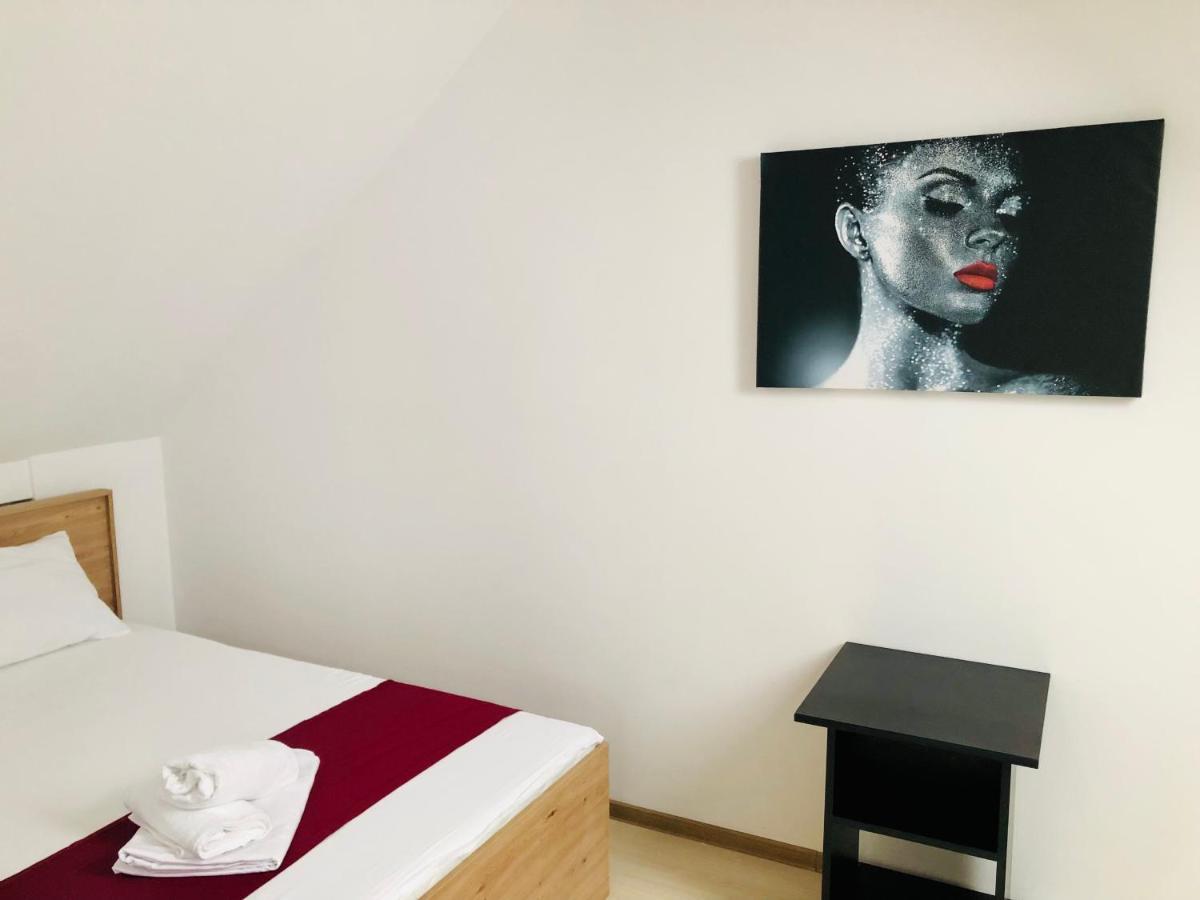 Ultra-Central Modern And Big Apartments In Union Square U41-U44 Timisoara Bagian luar foto